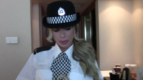 Policewoman Teleela is the Captured Cop